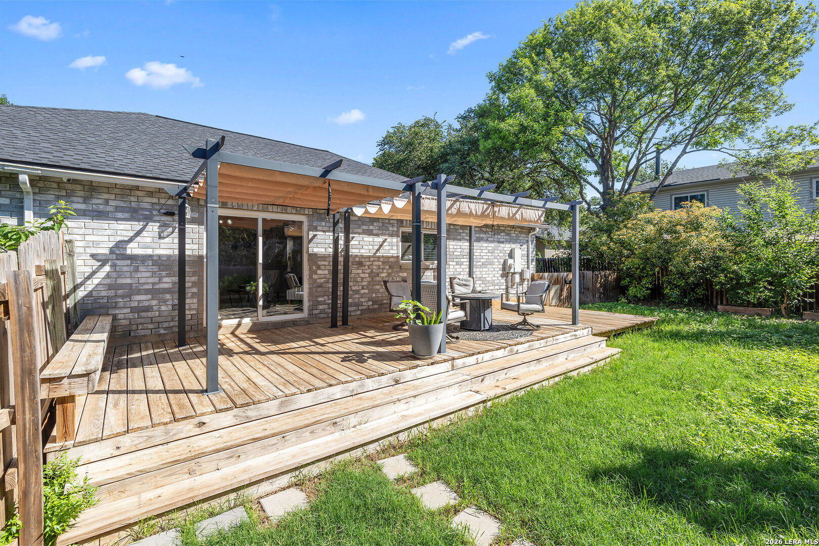 16303 Persimmon Well San Antonio TX 78247