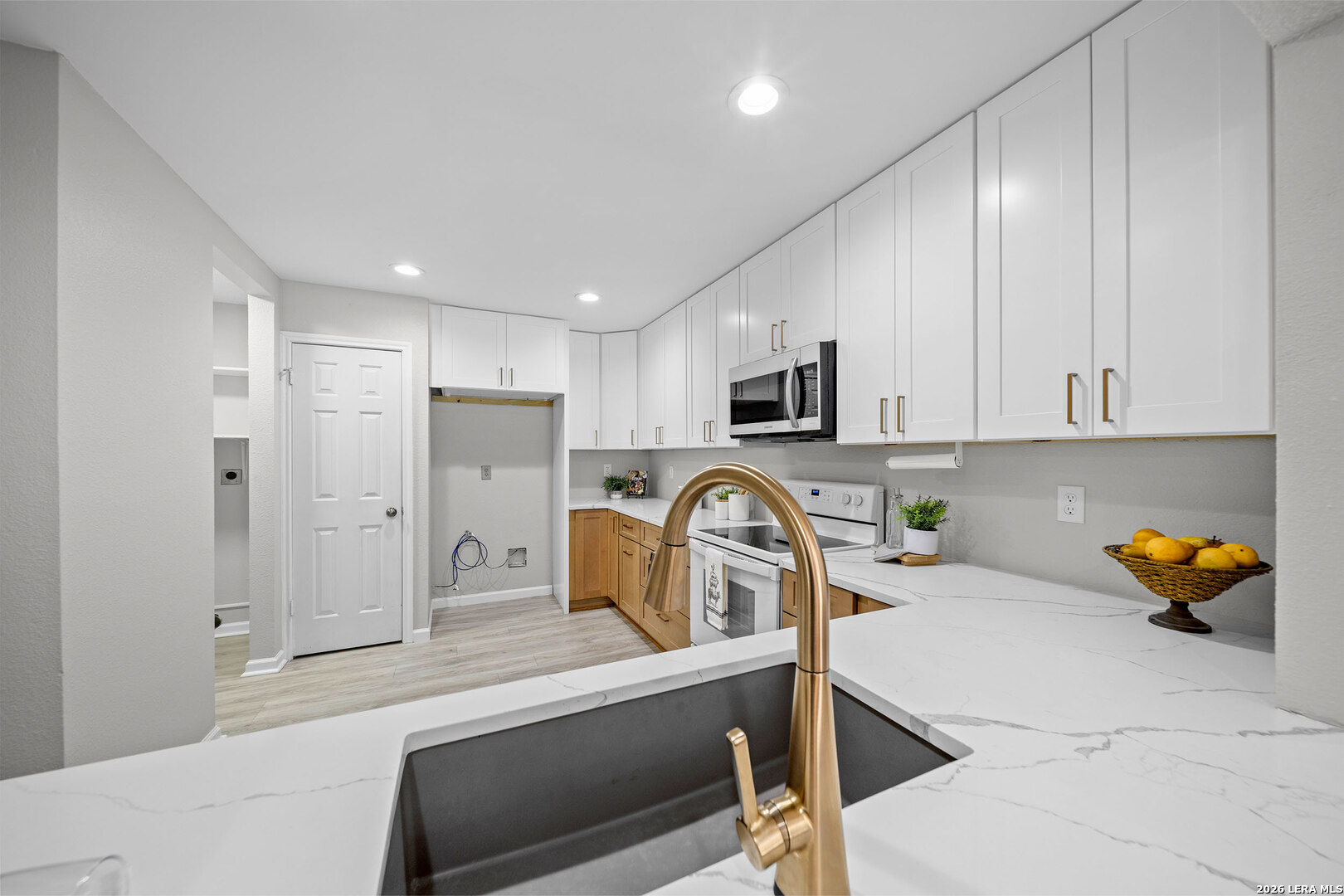 16303 Persimmon Well San Antonio TX 78247