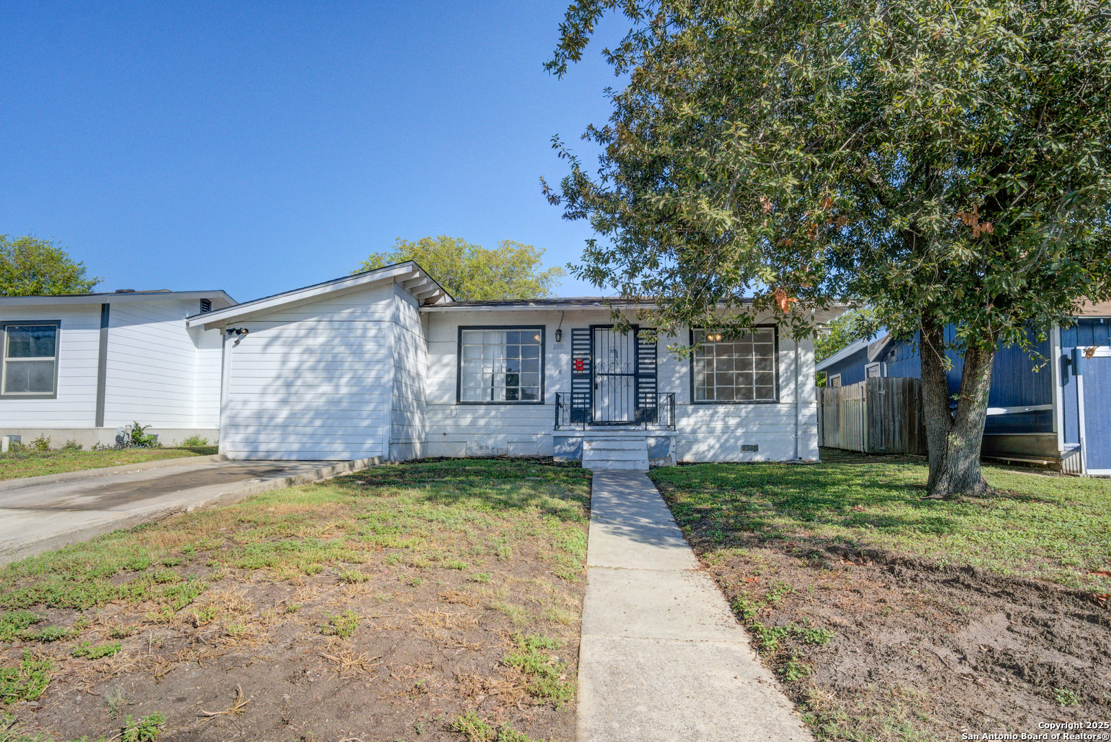 2375 Burnet San Antonio TX 78202