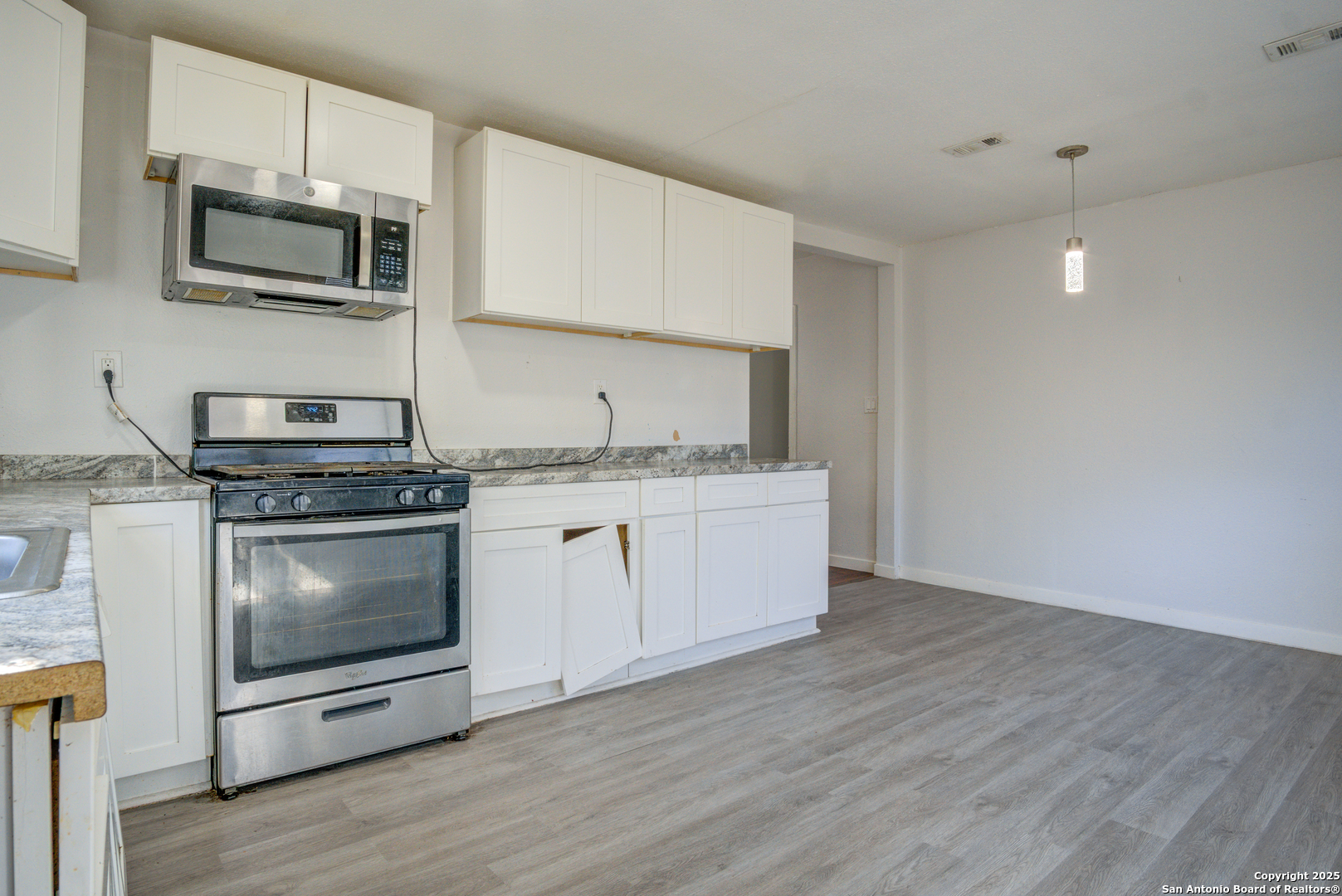 2375 Burnet San Antonio TX 78202