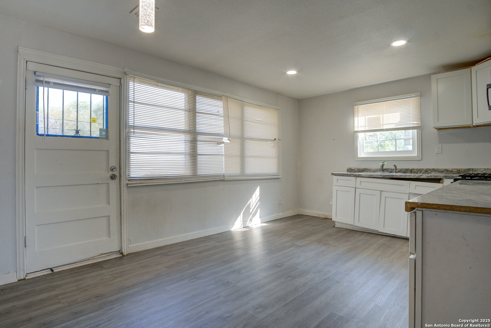 2375 Burnet San Antonio TX 78202