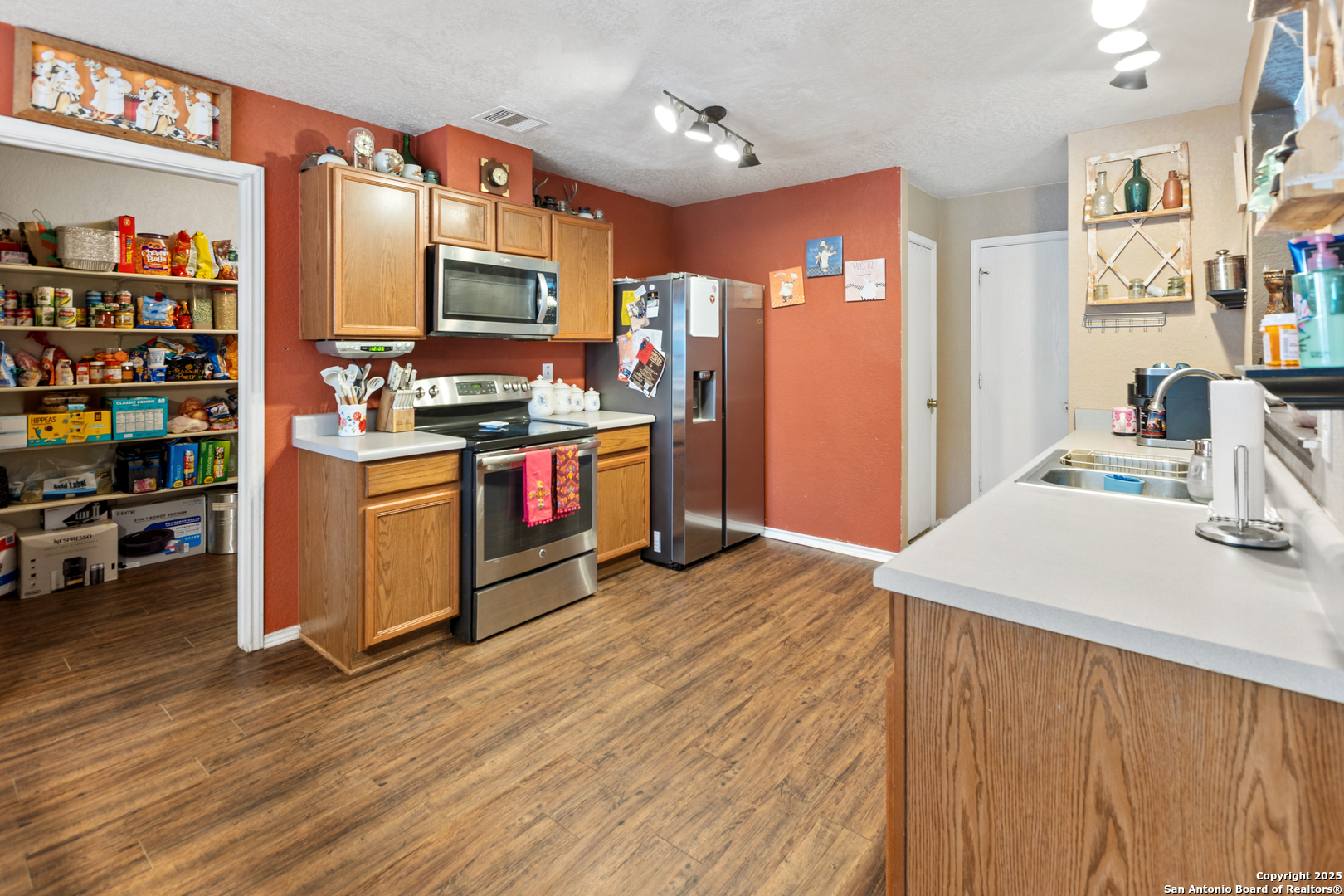 10711 Manor Creek San Antonio TX 78245