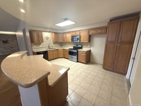 717 Lookout Canyon Lake TX 78133