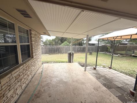 717 Lookout Canyon Lake TX 78133