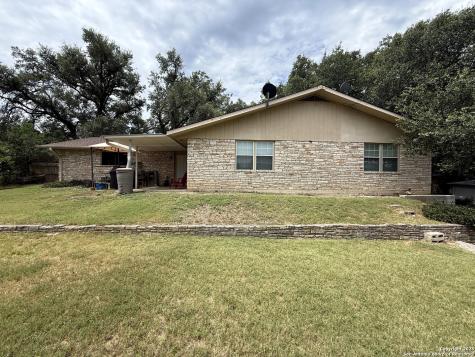717 Lookout Canyon Lake TX 78133