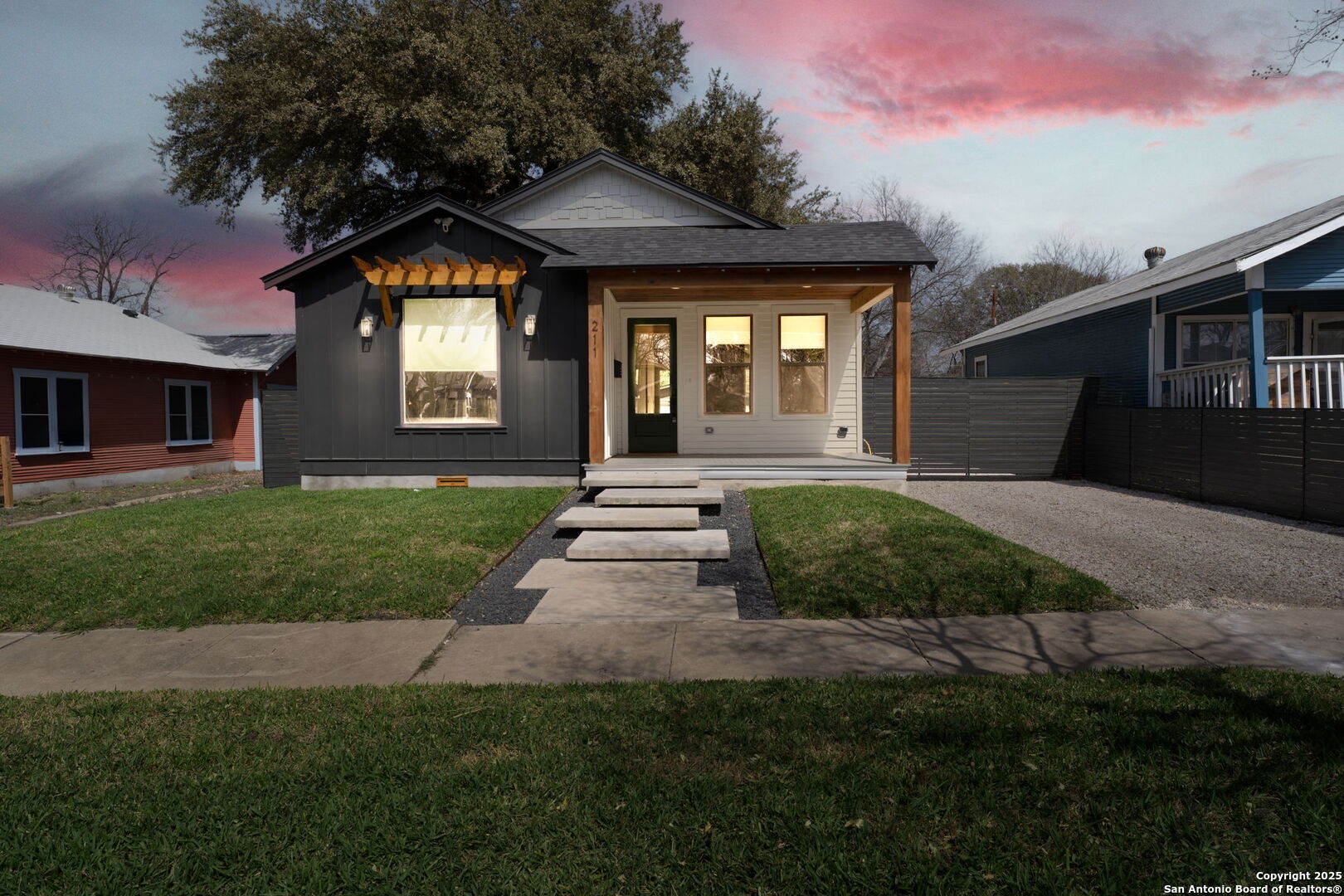 211 Bailey Avenue San Antonio TX 78210