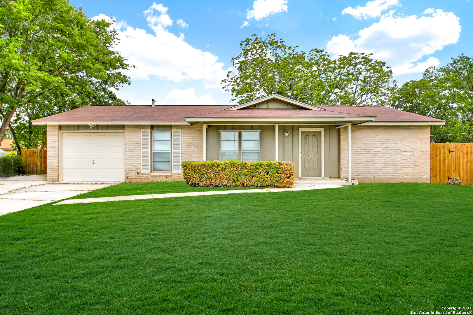 3739 Belgium Lane San Antonio TX 78219