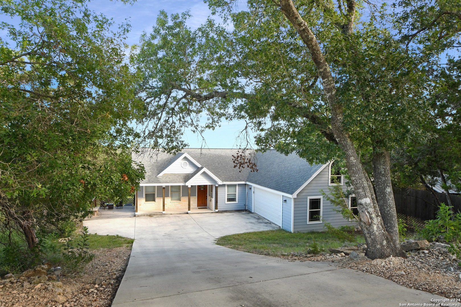 2737 Westview Drive Canyon Lake TX 78133