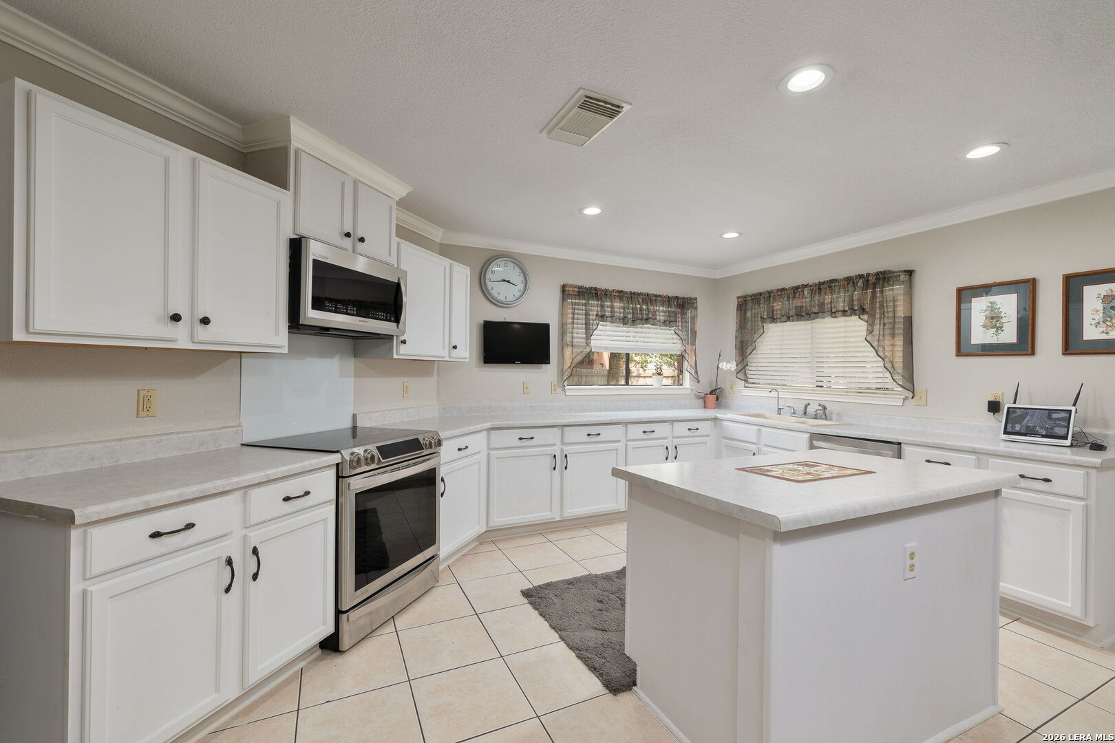 14211 Edge Point San Antonio TX 78230
