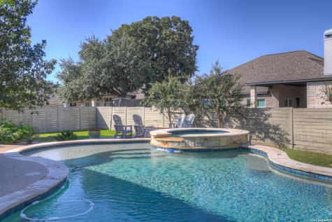 1181 Hammock Glen New Braunfels TX 78132