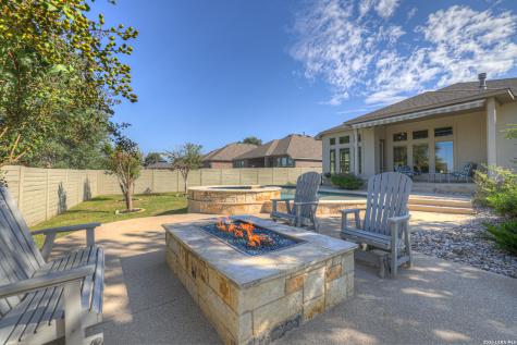 1181 Hammock Glen New Braunfels TX 78132