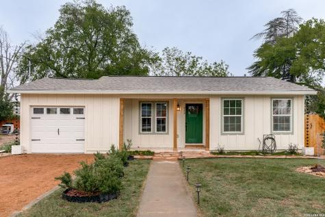 713 Lamar Kerrville TX 78028