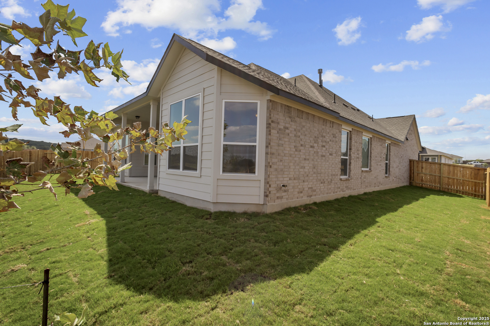 2852 Reeves Lane Schertz TX 78108