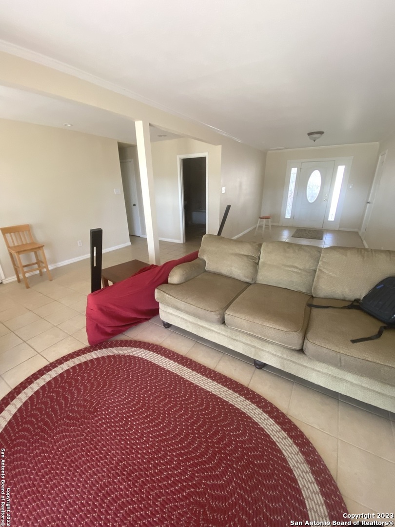 980 Pebble Beach Drive NW Lakehills TX 78063