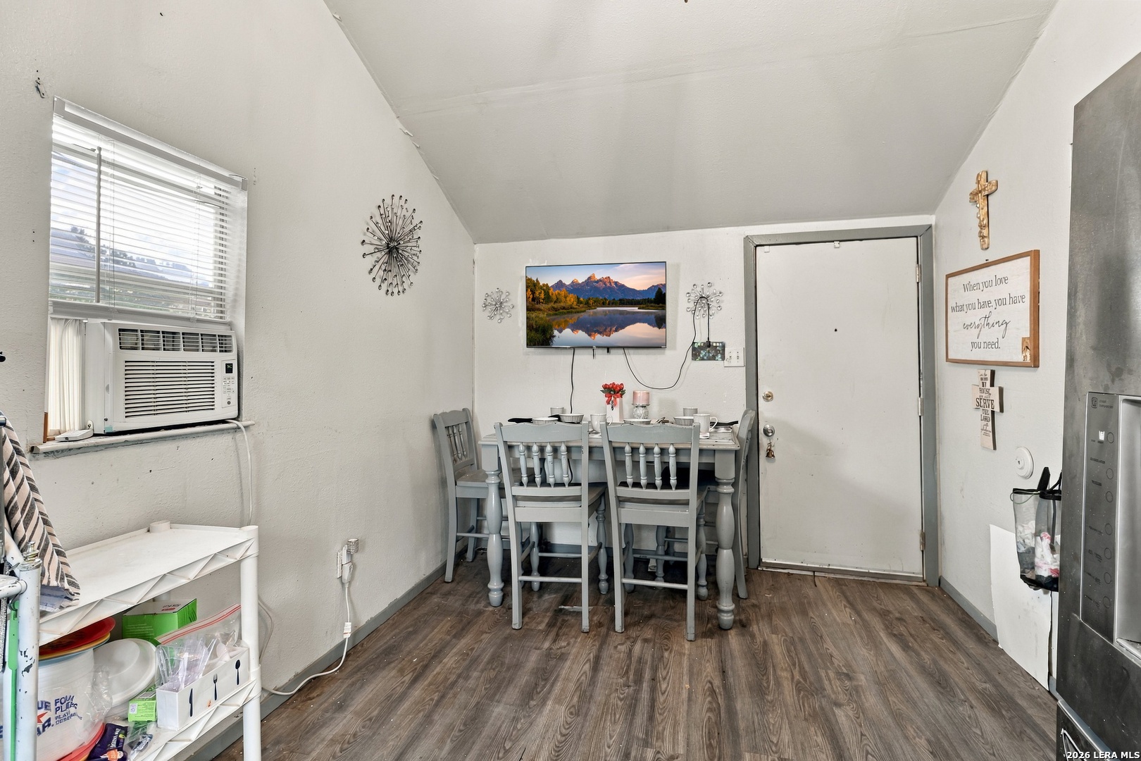 828 Fenfield Avenue San Antonio TX 78211