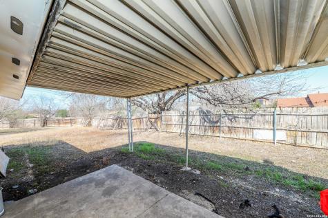 8207 Glen Fox San Antonio TX 78239