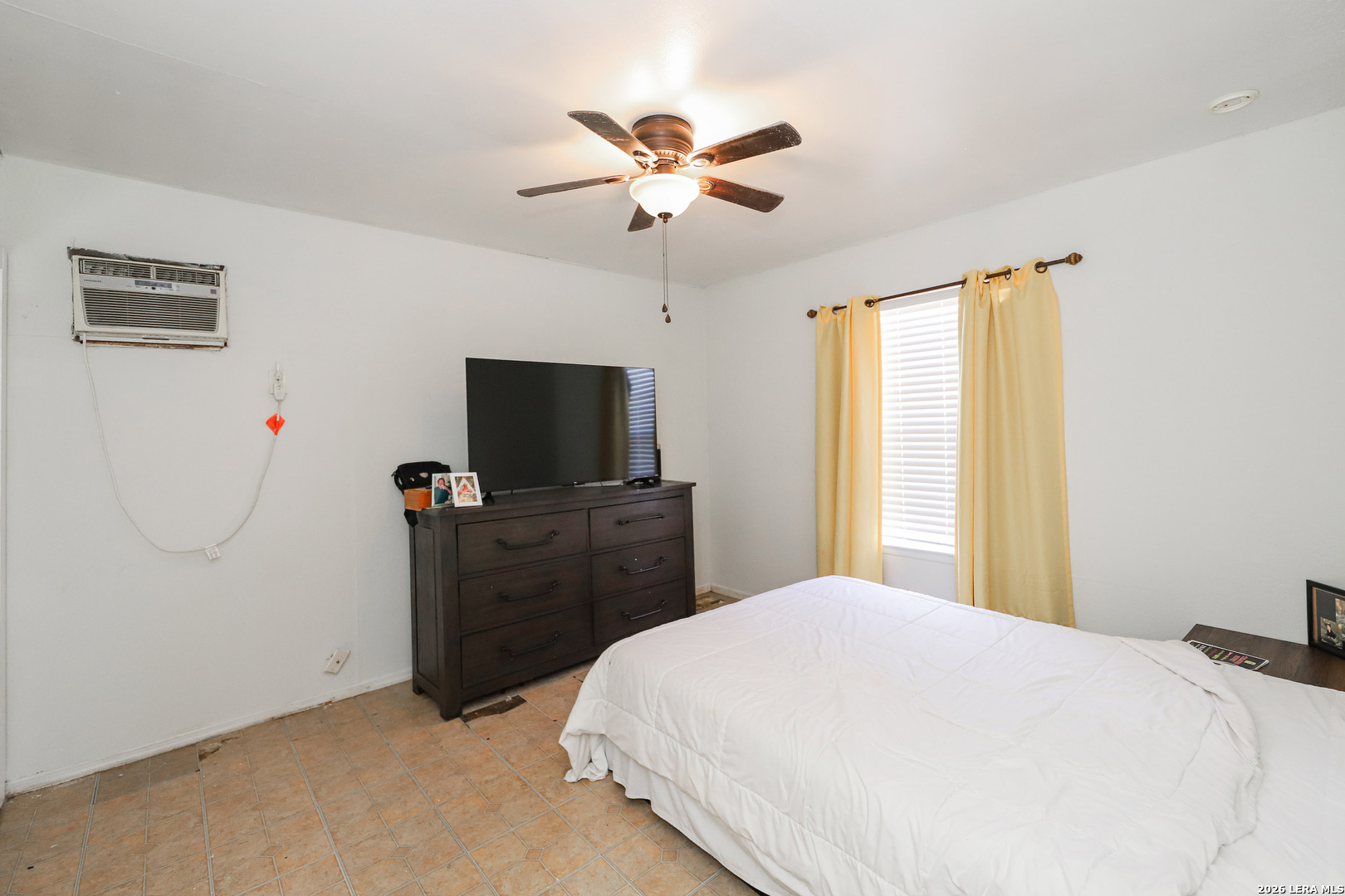 8207 Glen Fox San Antonio TX 78239