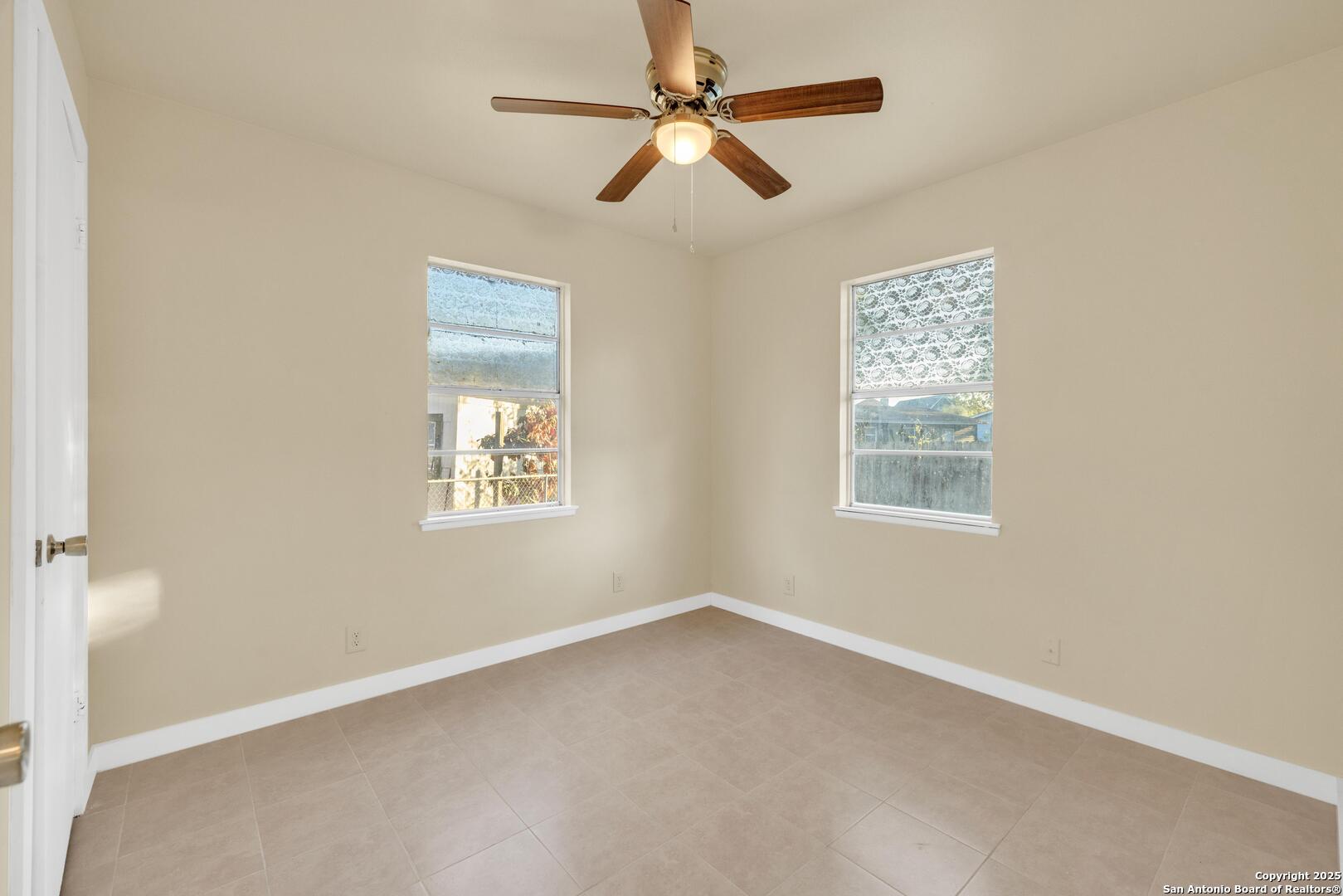 2722 Lagoon San Antonio TX 78224