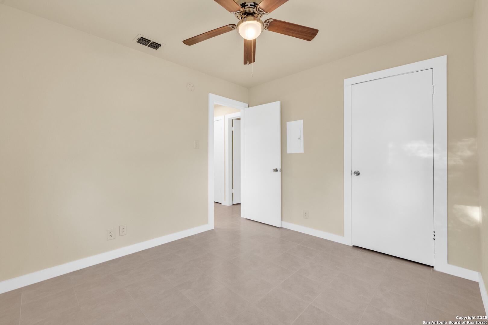 2722 Lagoon San Antonio TX 78224