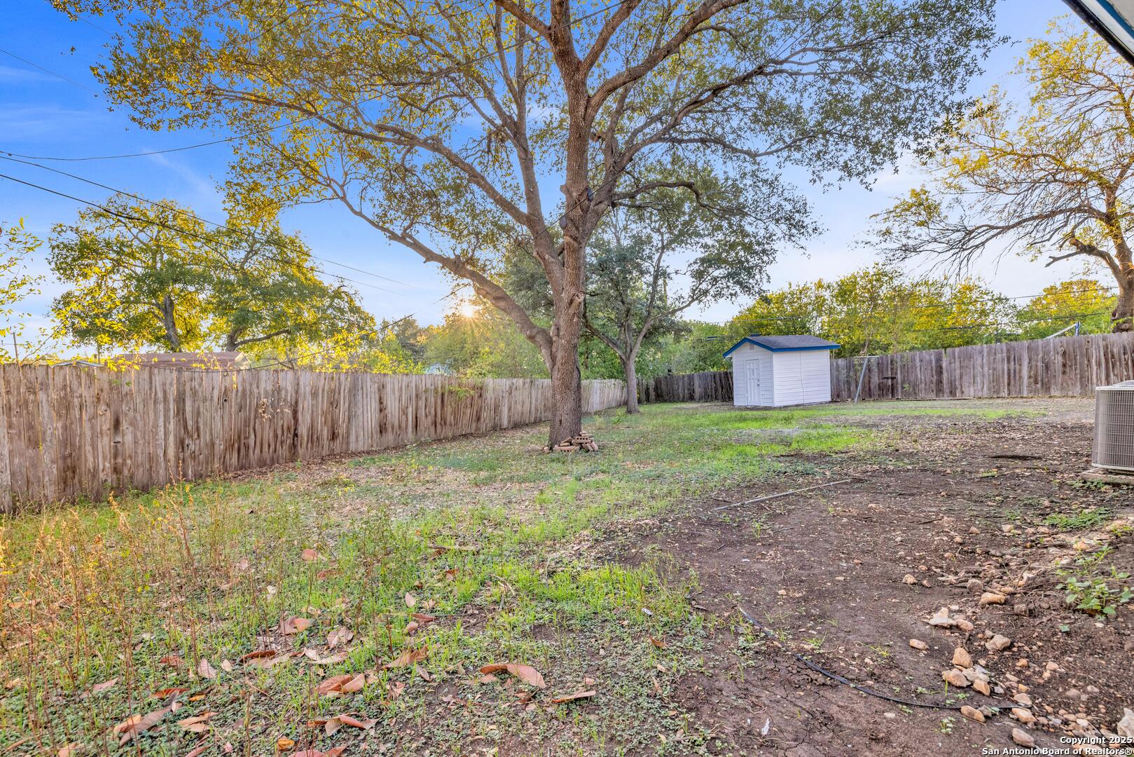 2722 Lagoon San Antonio TX 78224
