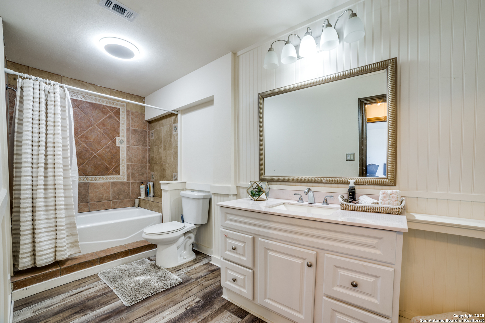 160 County Road 6860 Natalia TX 78059