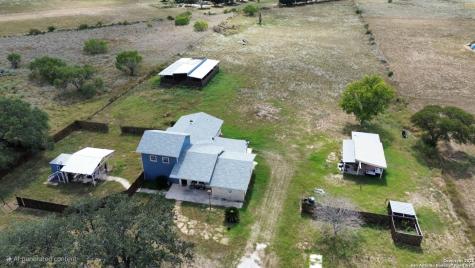 160 County Road 6860 Natalia TX 78059