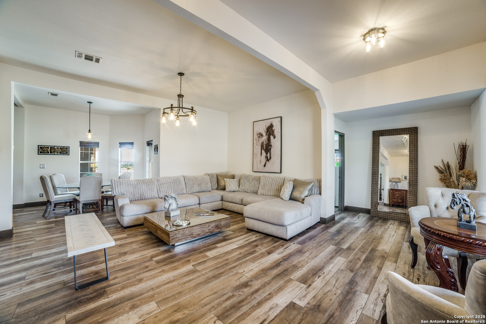 160 County Road 6860 Natalia TX 78059