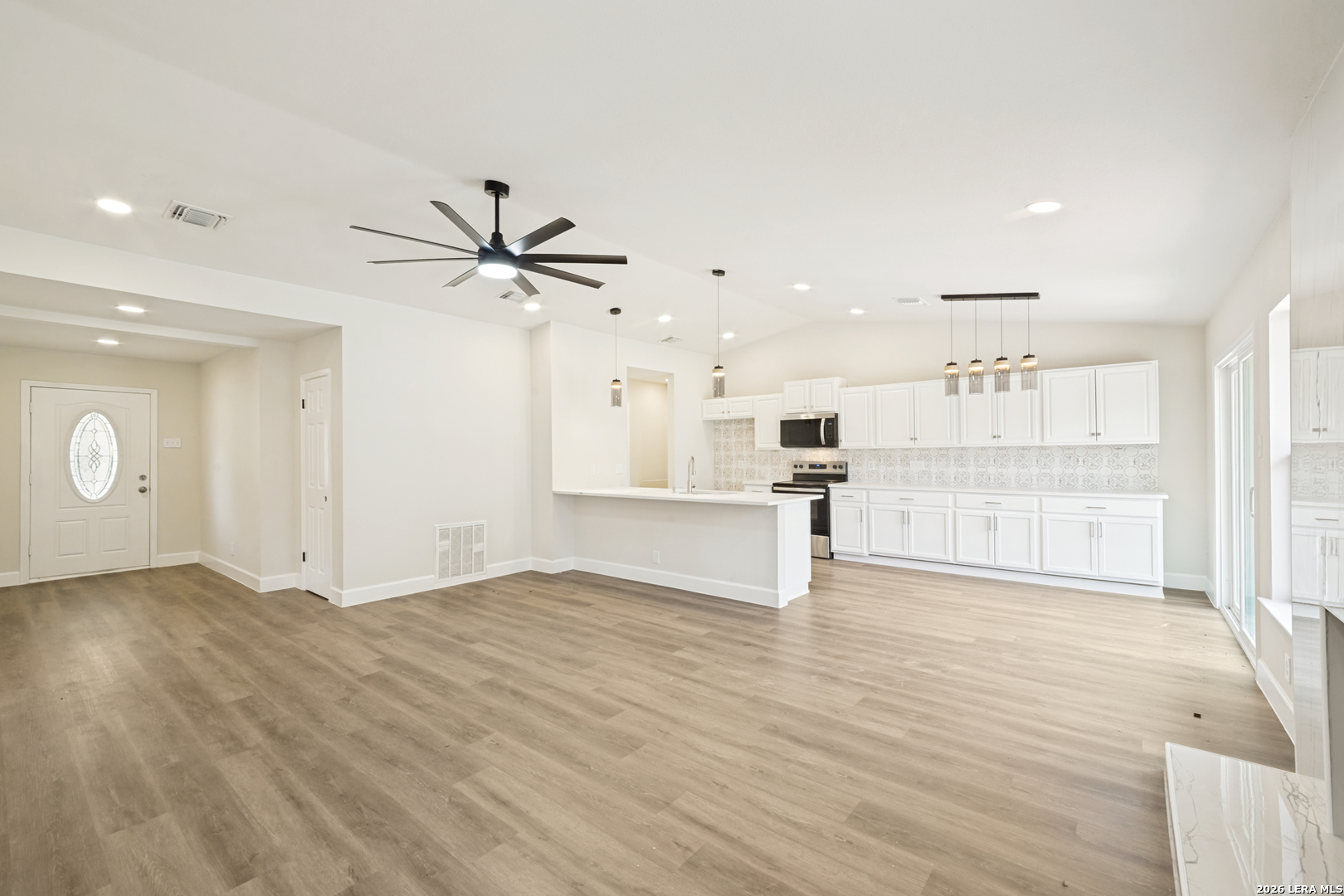 635 Cypresscliff Drive San Antonio TX 78245