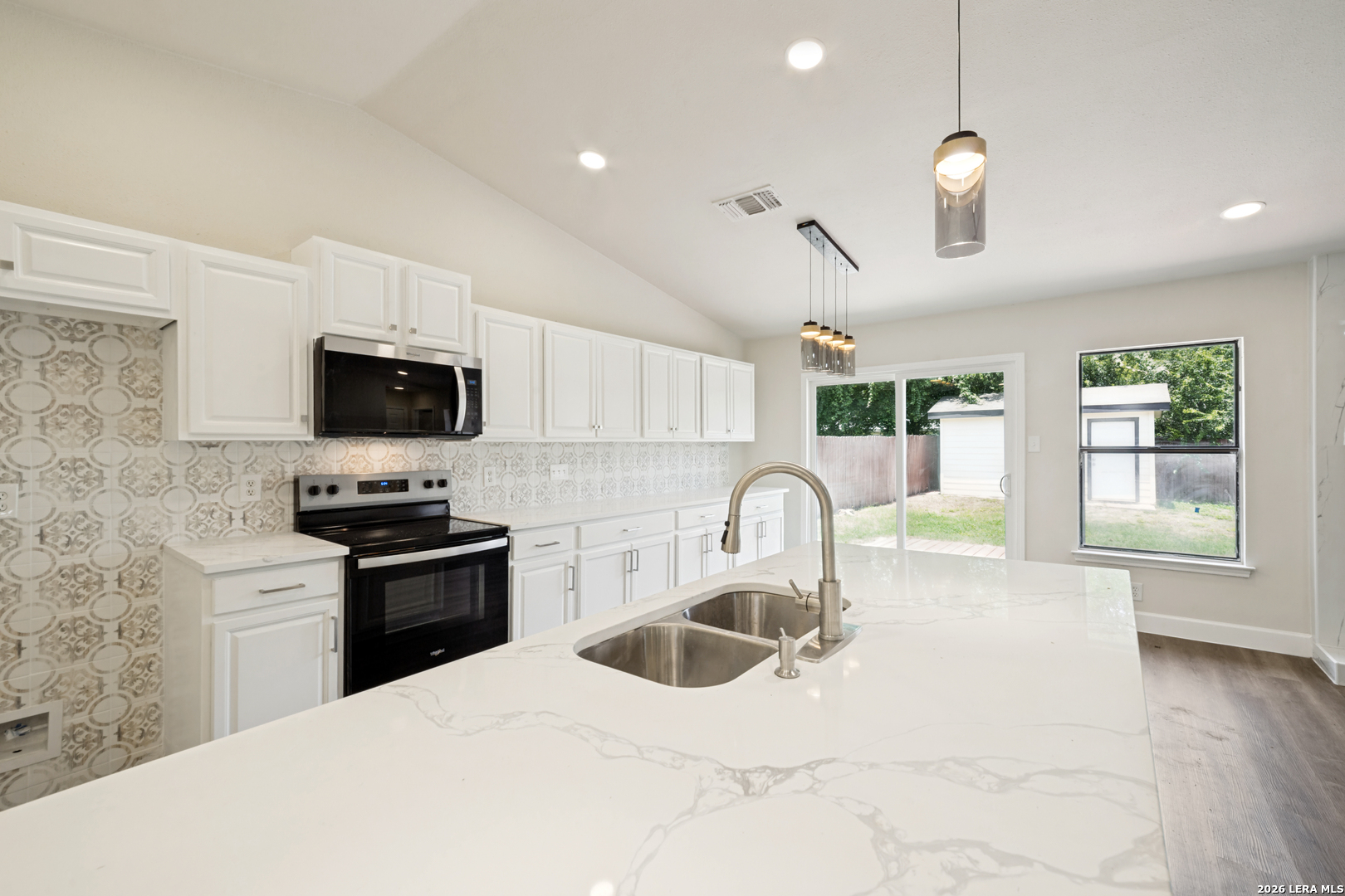 635 Cypresscliff Drive San Antonio TX 78245