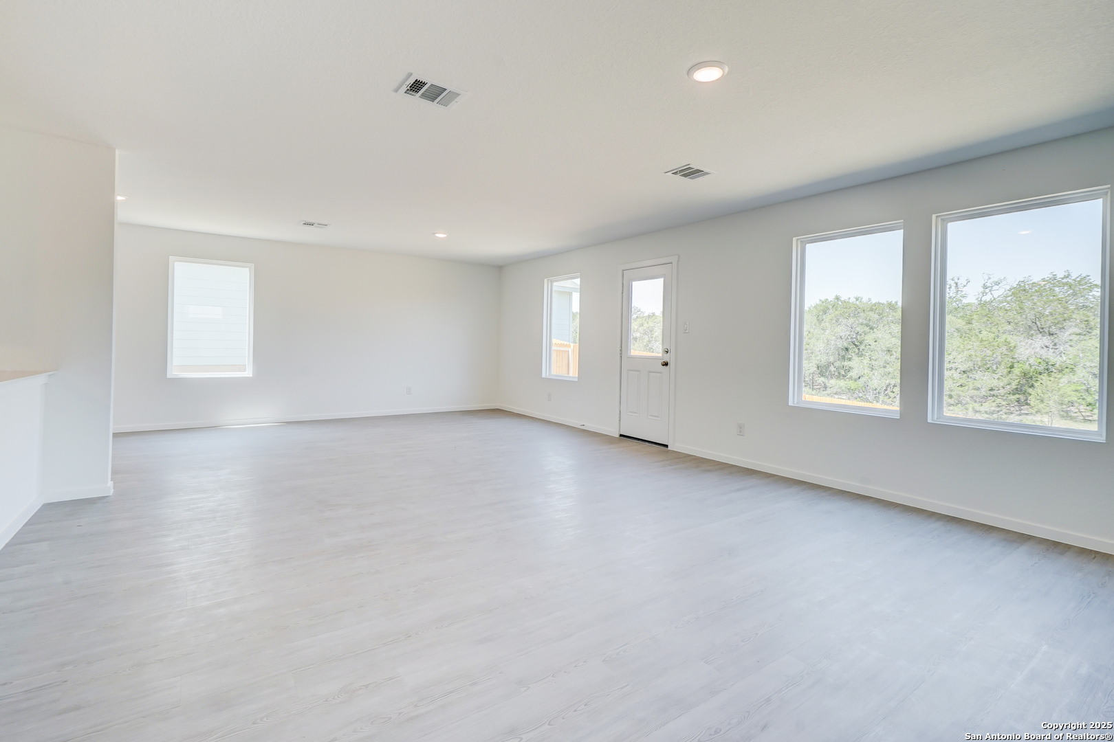 523 Kathleen San Antonio TX 78253