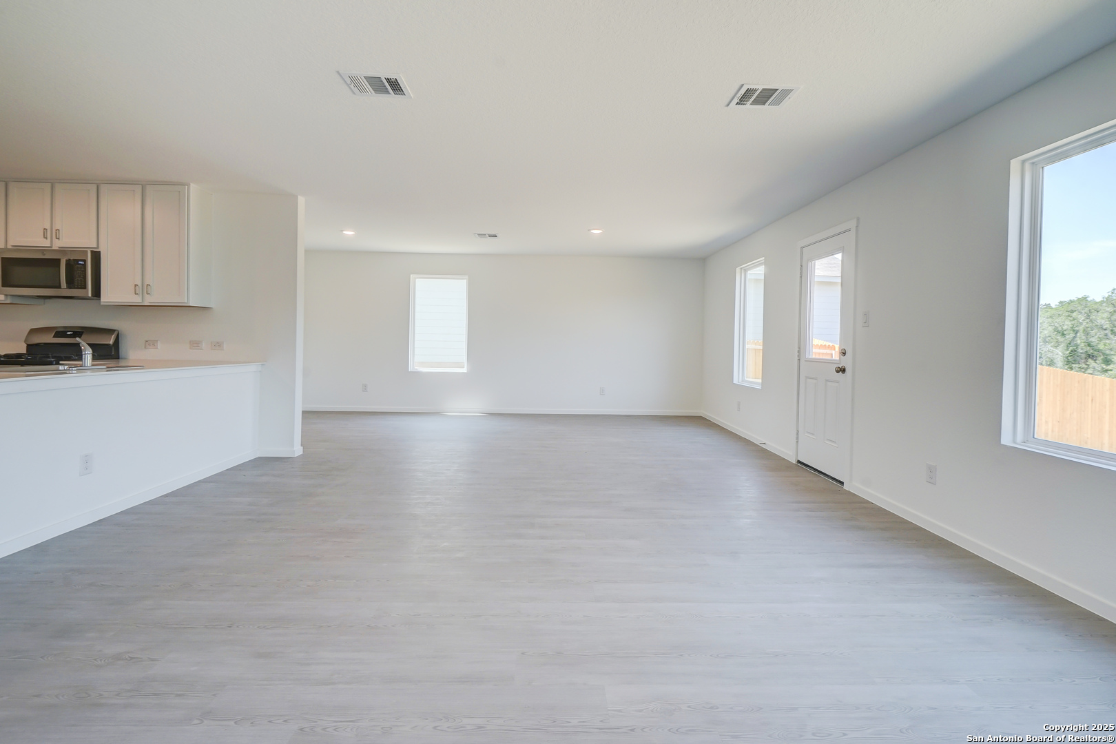 523 Kathleen San Antonio TX 78253