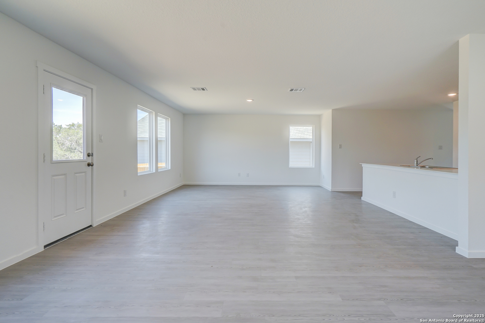 523 Kathleen San Antonio TX 78253