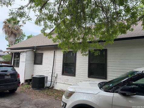 703 N High Street Uvalde TX 78801
