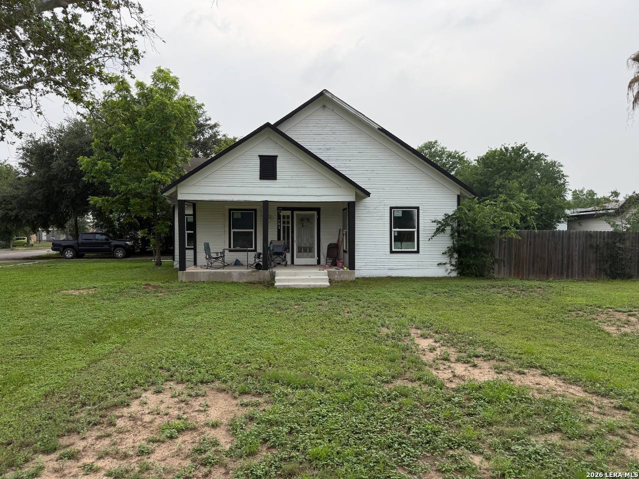 703 N High Street Uvalde TX 78801