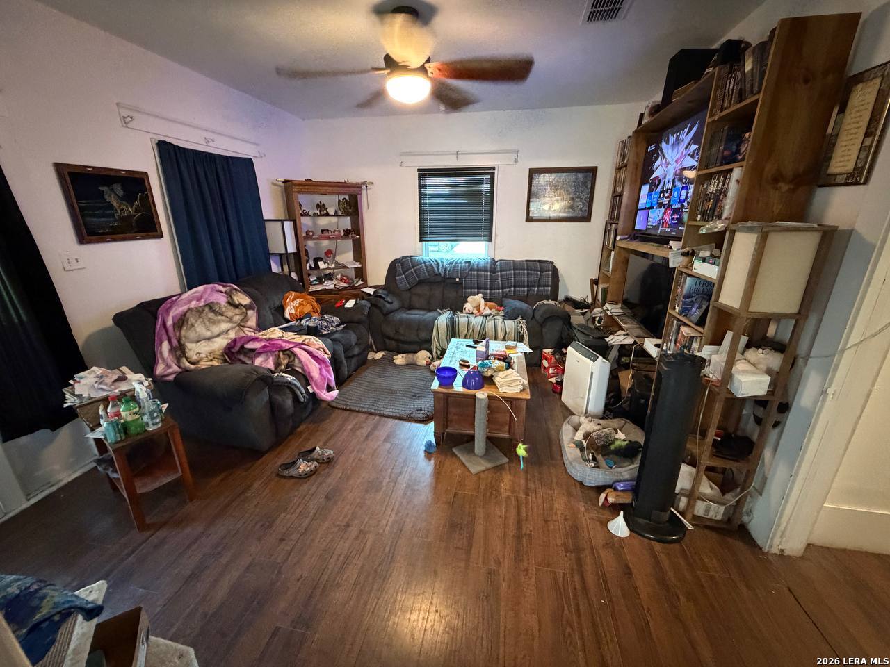 703 N High Street Uvalde TX 78801