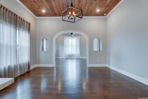 242 Furnish Avenue San Antonio TX 78204
