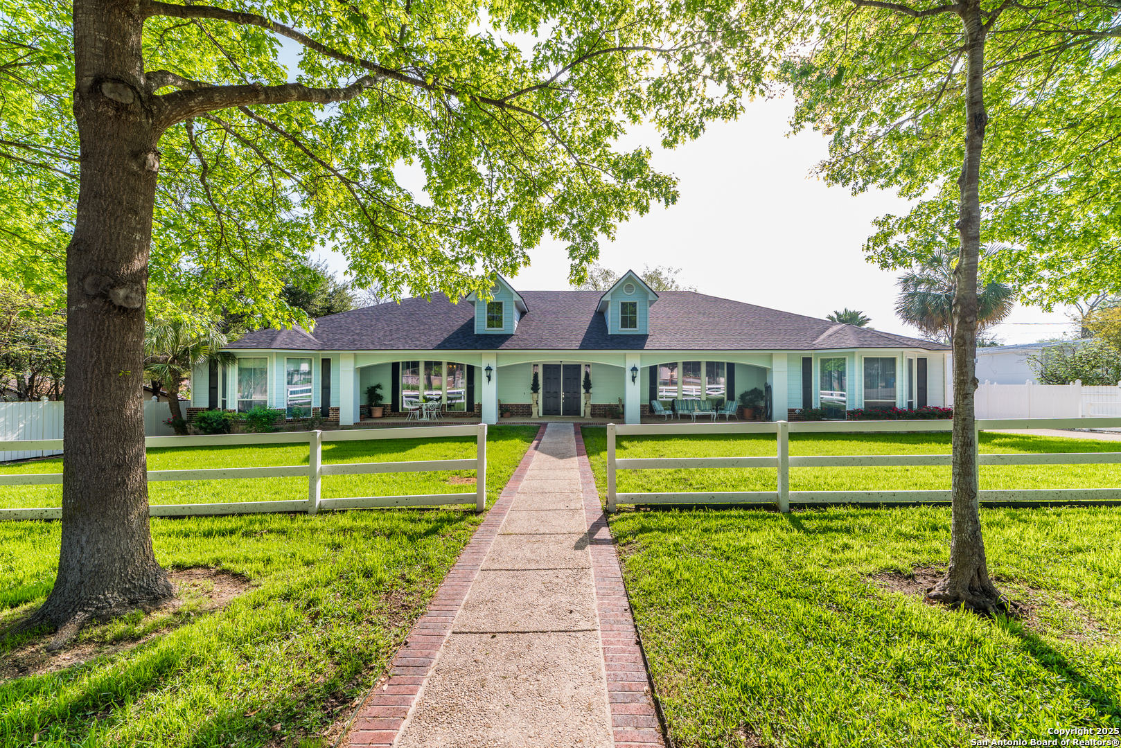 7226 N Vandiver Road San Antonio TX 78209
