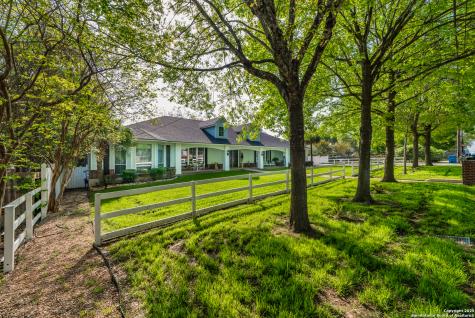 7226 N Vandiver Road San Antonio TX 78209