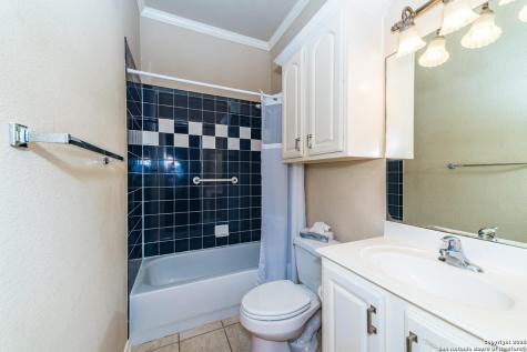 7226 N Vandiver Road San Antonio TX 78209