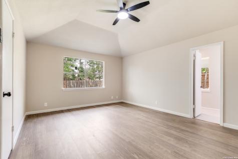 6107 John Chapman San Antonio TX 78240