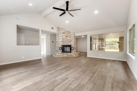 6107 John Chapman San Antonio TX 78240