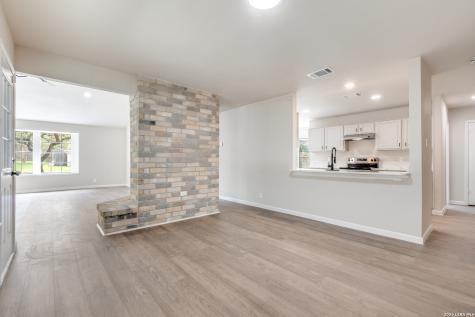 6107 John Chapman San Antonio TX 78240