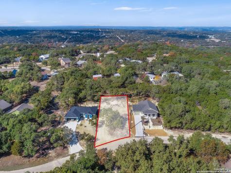 1080 Whispering Hills Drive Canyon Lake TX 78133