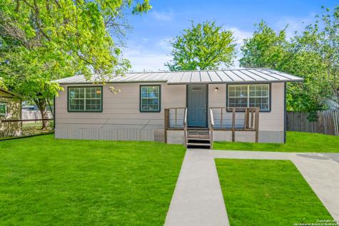 1305 22nd Street Hondo TX 78861