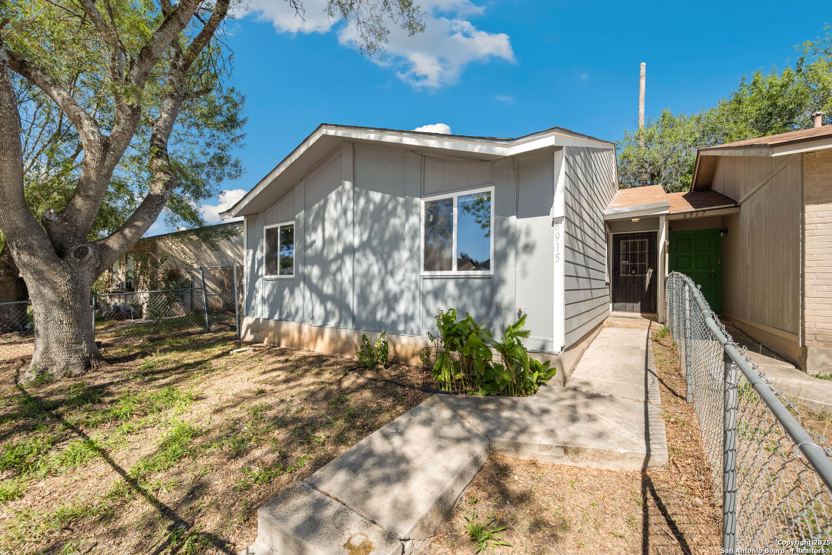 6915 Oldham San Antonio TX 78239