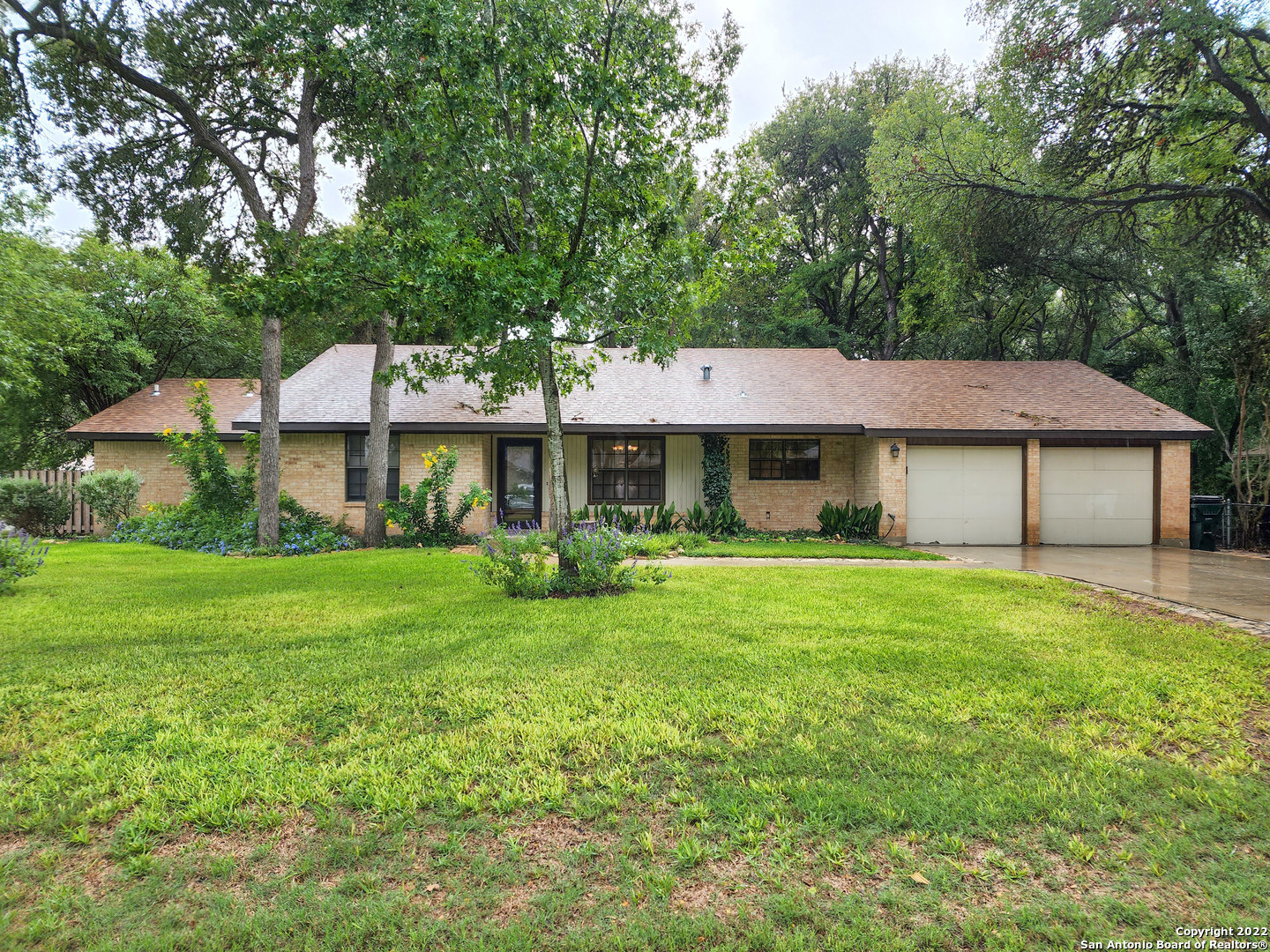 163 Lone Oak Street Seguin TX 78155