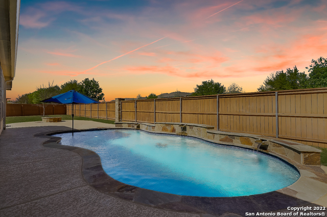8711 Hideout Bend San Antonio TX 78254