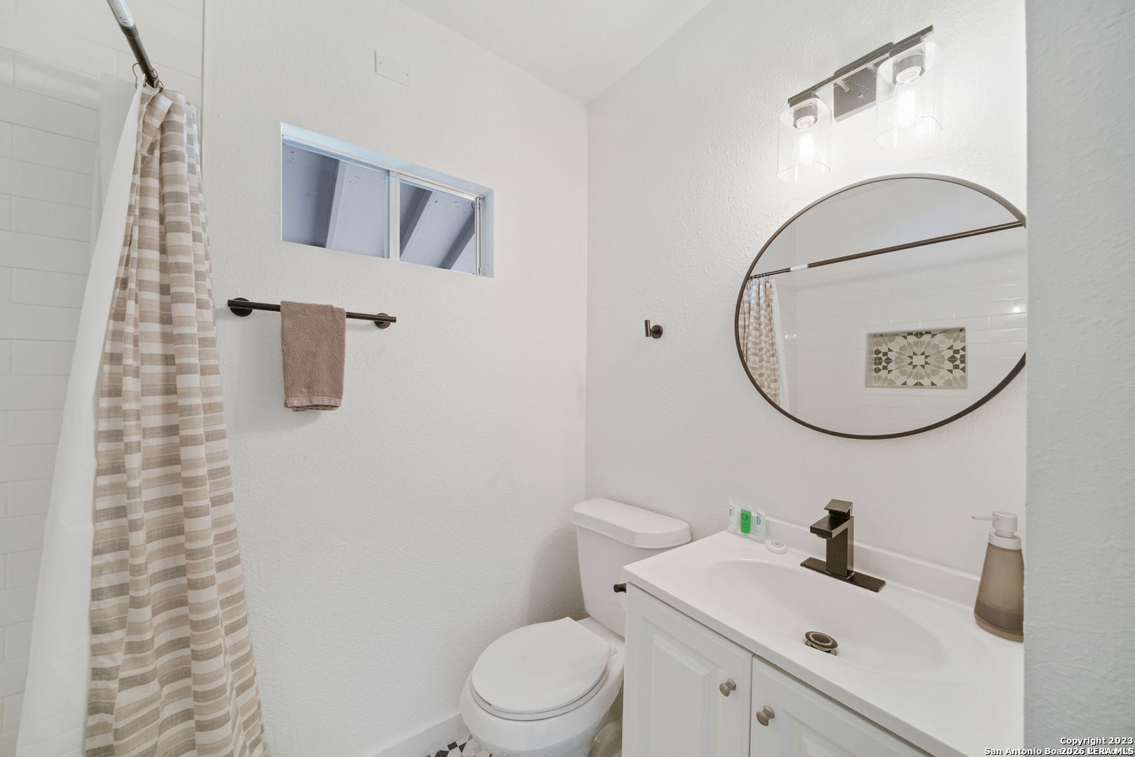 216 Milton San Antonio TX 78209