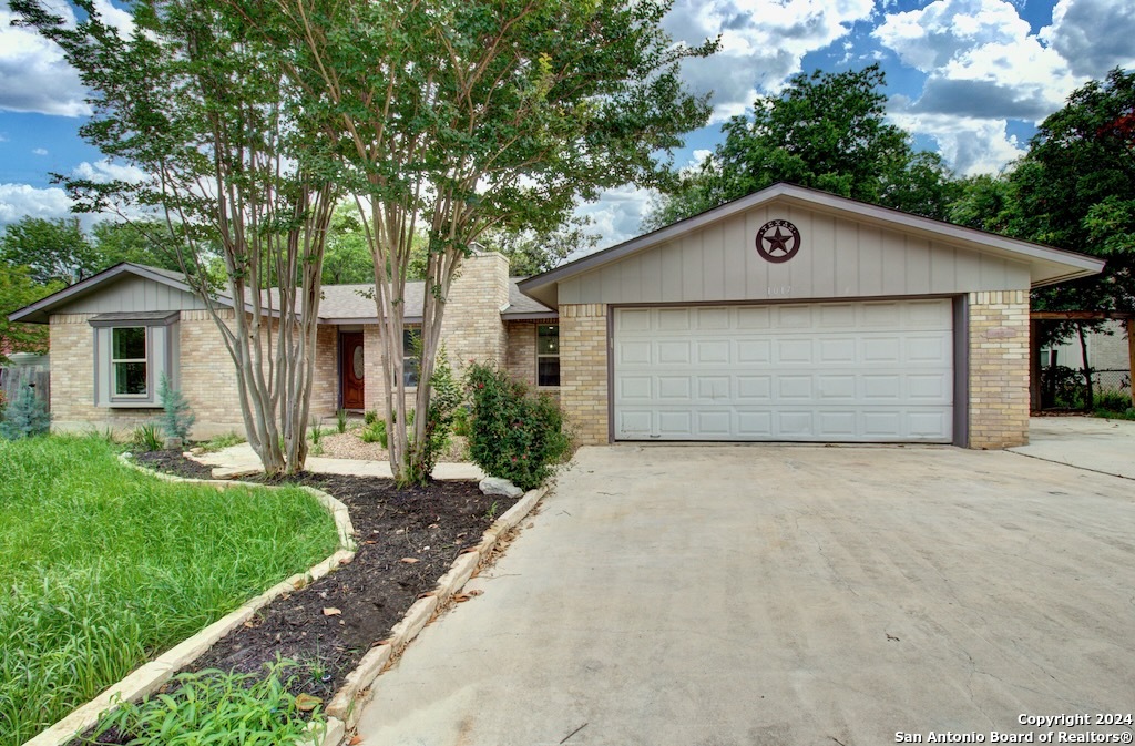 1017 Larkspur New Braunfels TX 78130