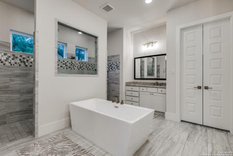 3826 Luz Del Faro San Antonio TX 78261